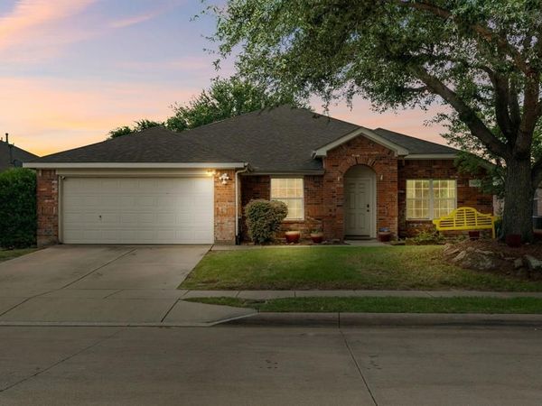 1320 Cattle Crossing Drive , Fort Worth, TX 76131