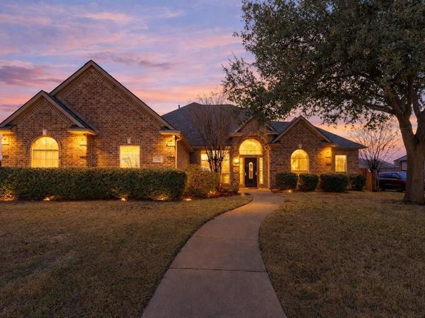 1508 Leaning Oak Lane, Cleburne, TX 76033