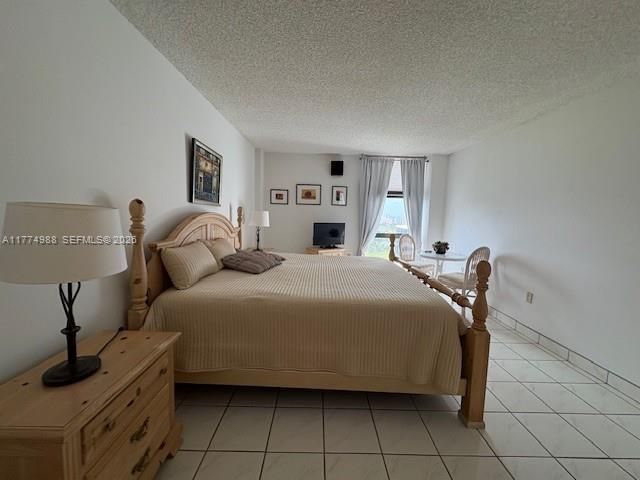 3625 N Country Club Dr, Unit PH-4, Aventura, FL 33180 Photo