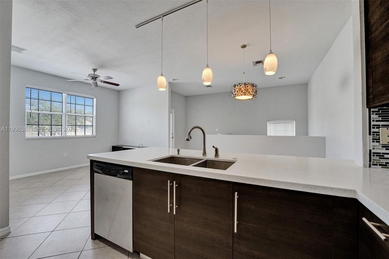 4301 SW 131st Ln, Unit 3202, Miramar, FL 33027 Photo