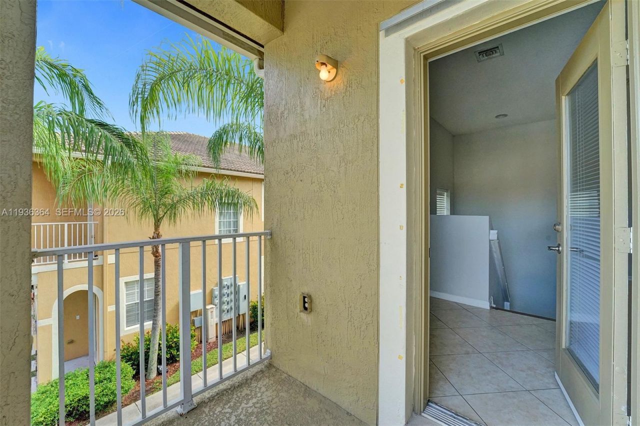 4301 SW 131st Ln, Unit 3202, Miramar, FL 33027 Photo