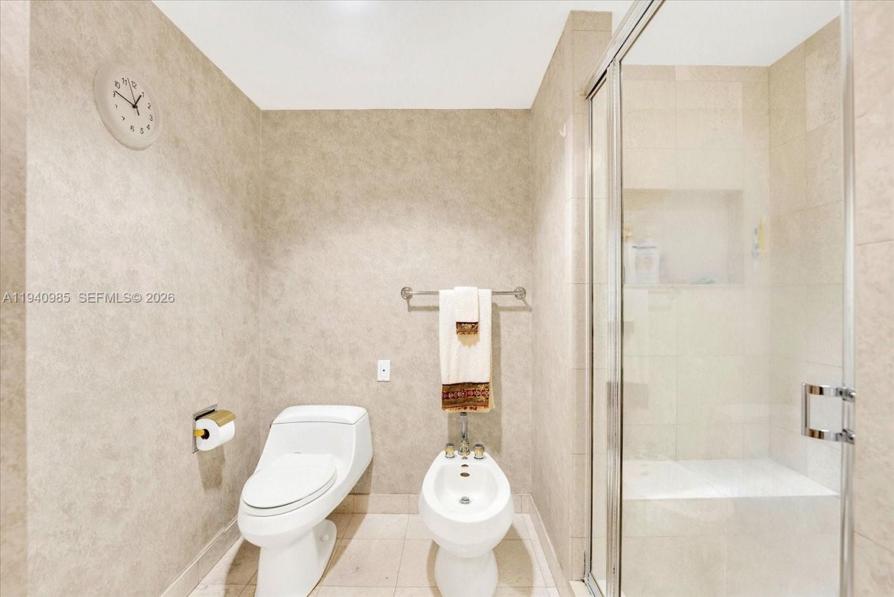 2000 Island Blvd, Unit 602, Aventura, FL 33160 Photo