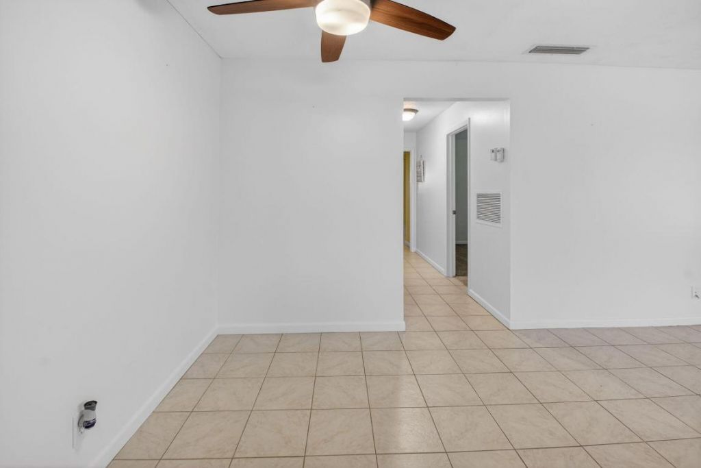 270 High Point Court, Unit D, Boynton Beach, FL 33435 Photo