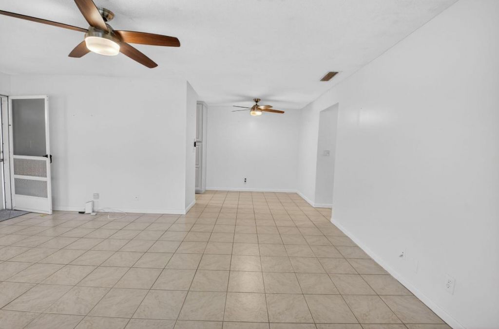 270 High Point Court, Unit D, Boynton Beach, FL 33435 Photo