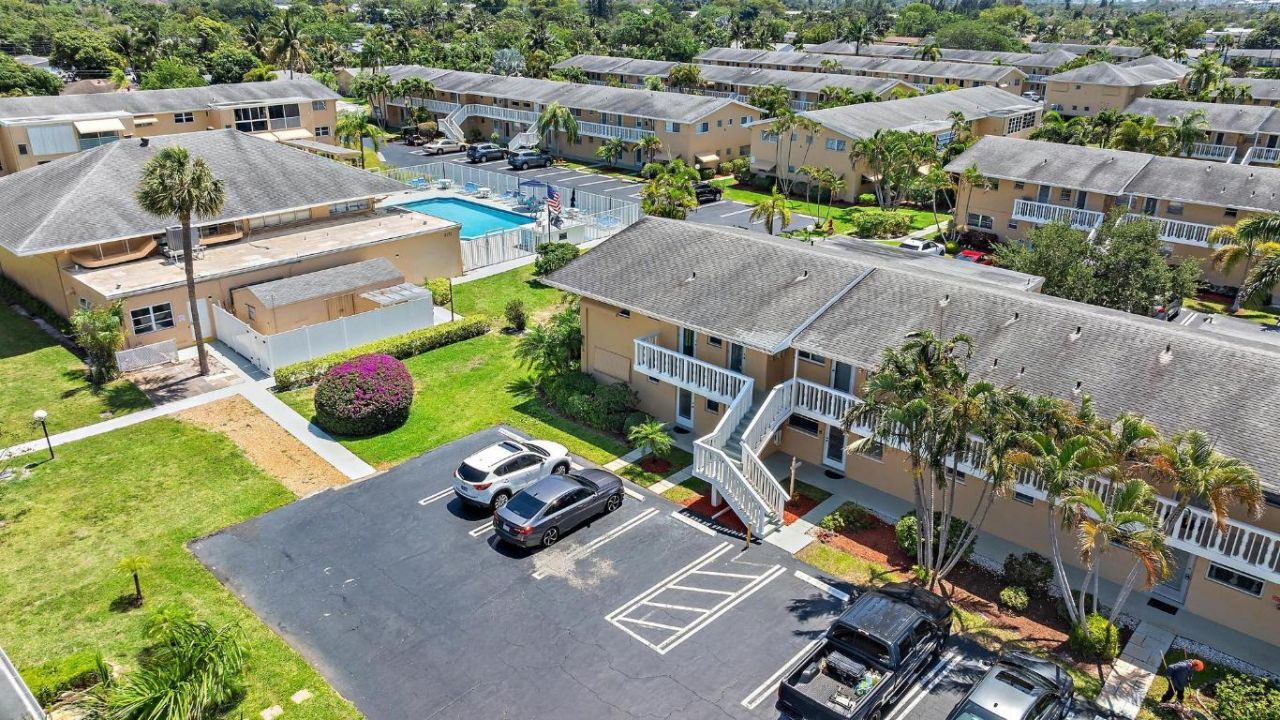2164 NE 1st Way, Unit 102, Boynton Beach, FL 33435 Photo