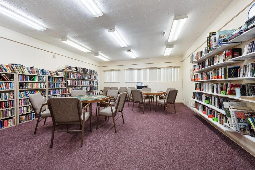 2164 NE 1st Way, Unit 102, Boynton Beach, FL 33435 Photo