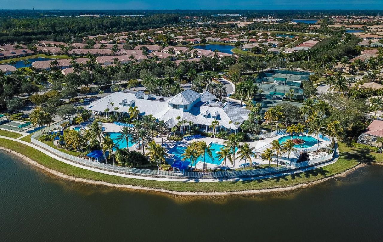 9740 Egret Chase Lane, West Palm Beach, FL 33411 Photo