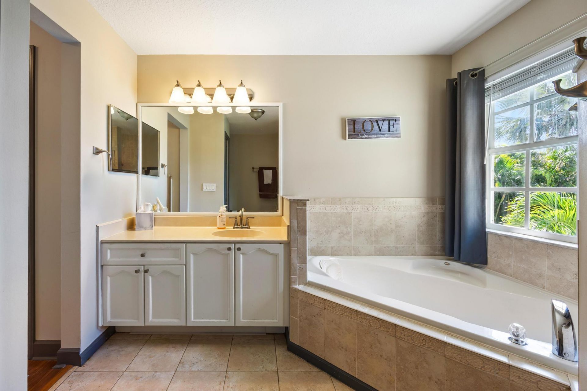 3337 SW Crestview Road, Port Saint Lucie, FL 34952 Photo