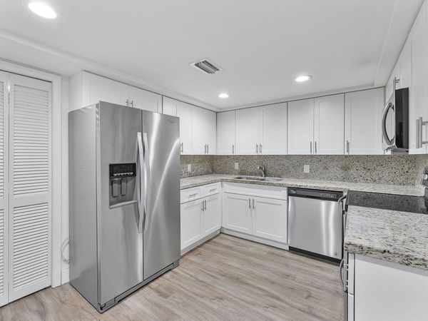 16475 Golf Club Road, Unit 207, Weston, FL 33326