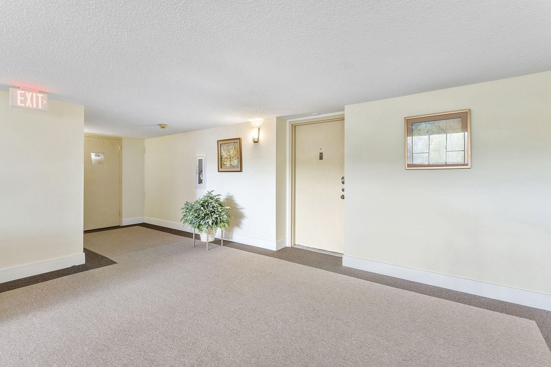 16475 Golf Club Road, Unit 207, Weston, FL 33326 Photo