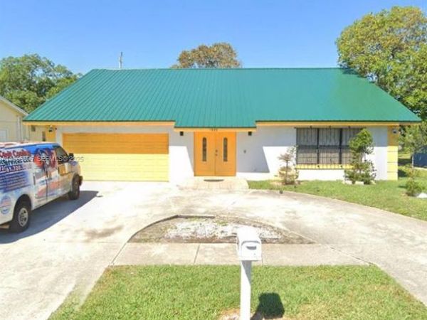 1995 NW 1st Street, Boynton Beach, FL 33435