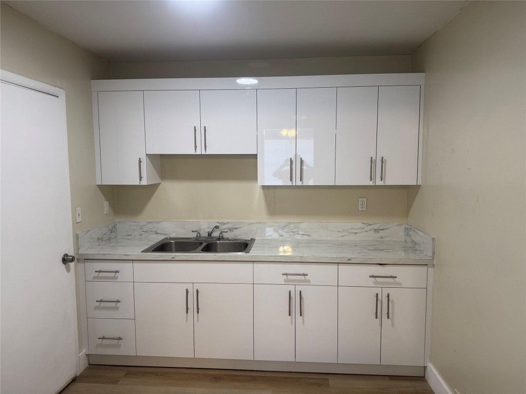 2156 NW 66th Street, Miami, FL 33147 Photo