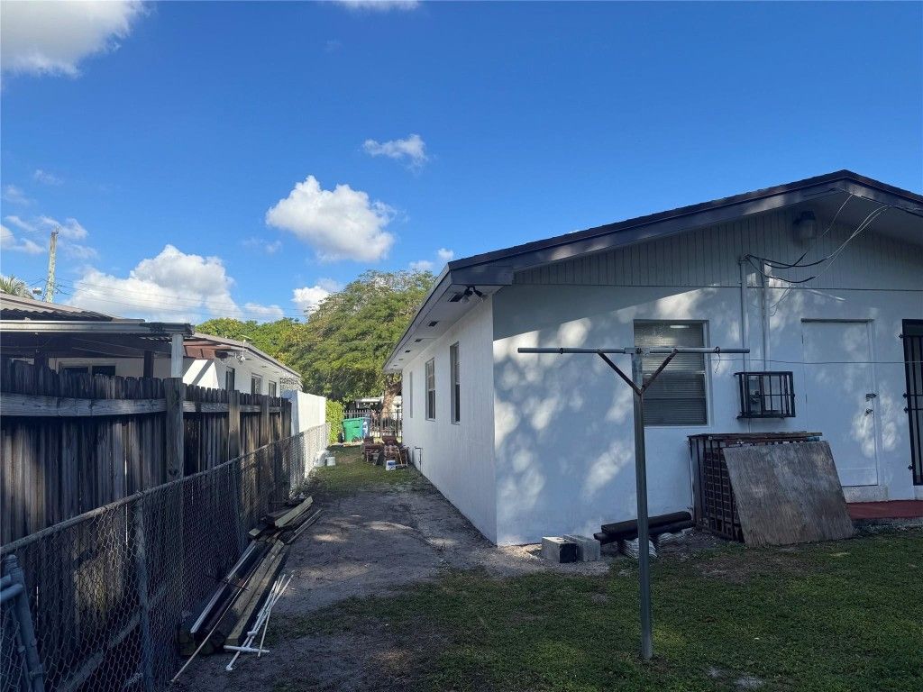 2156 NW 66th Street, Miami, FL 33147 Photo