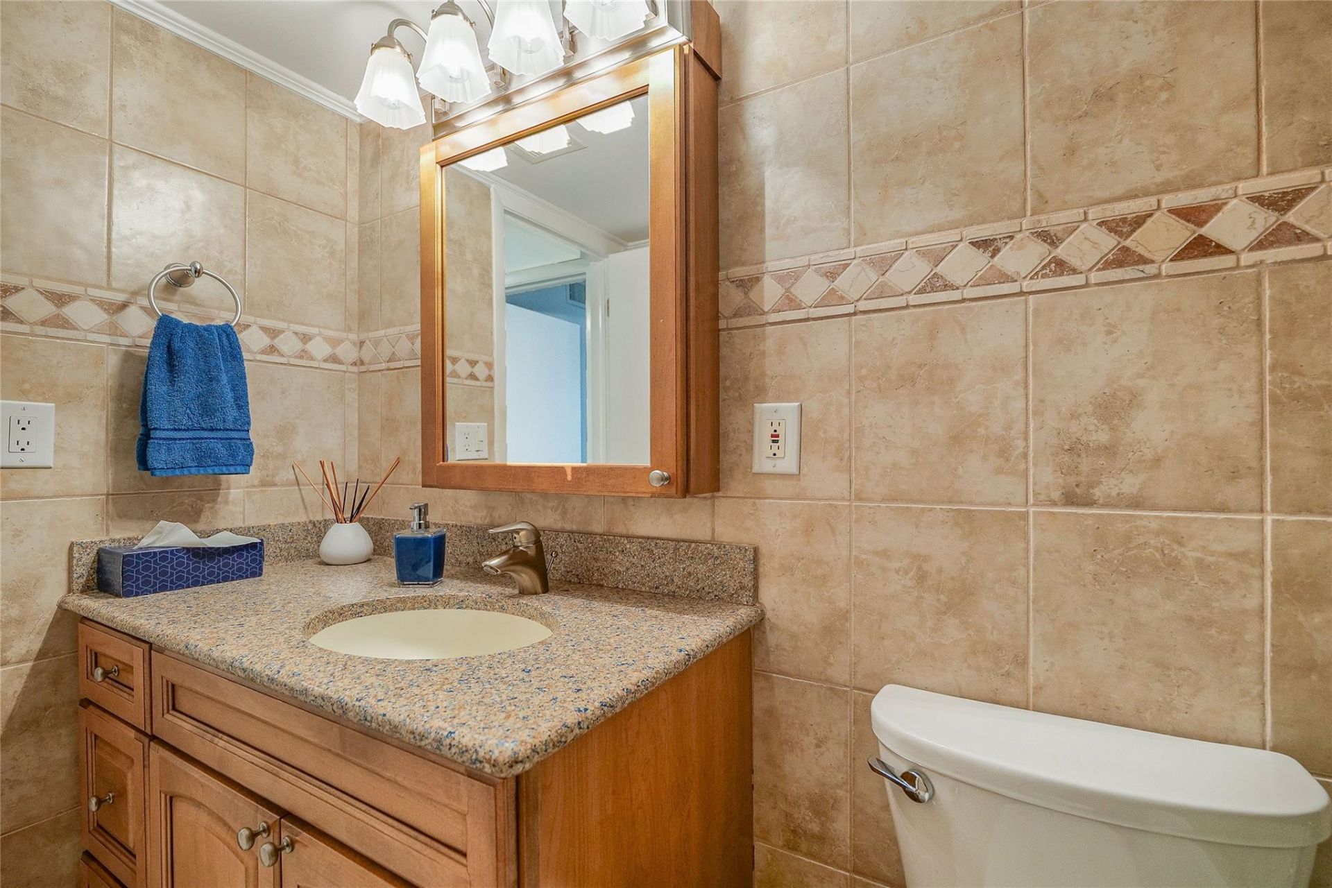 3920 Inverrary Boulevard, Unit 604-c, Lauderhill, FL 33319 Photo