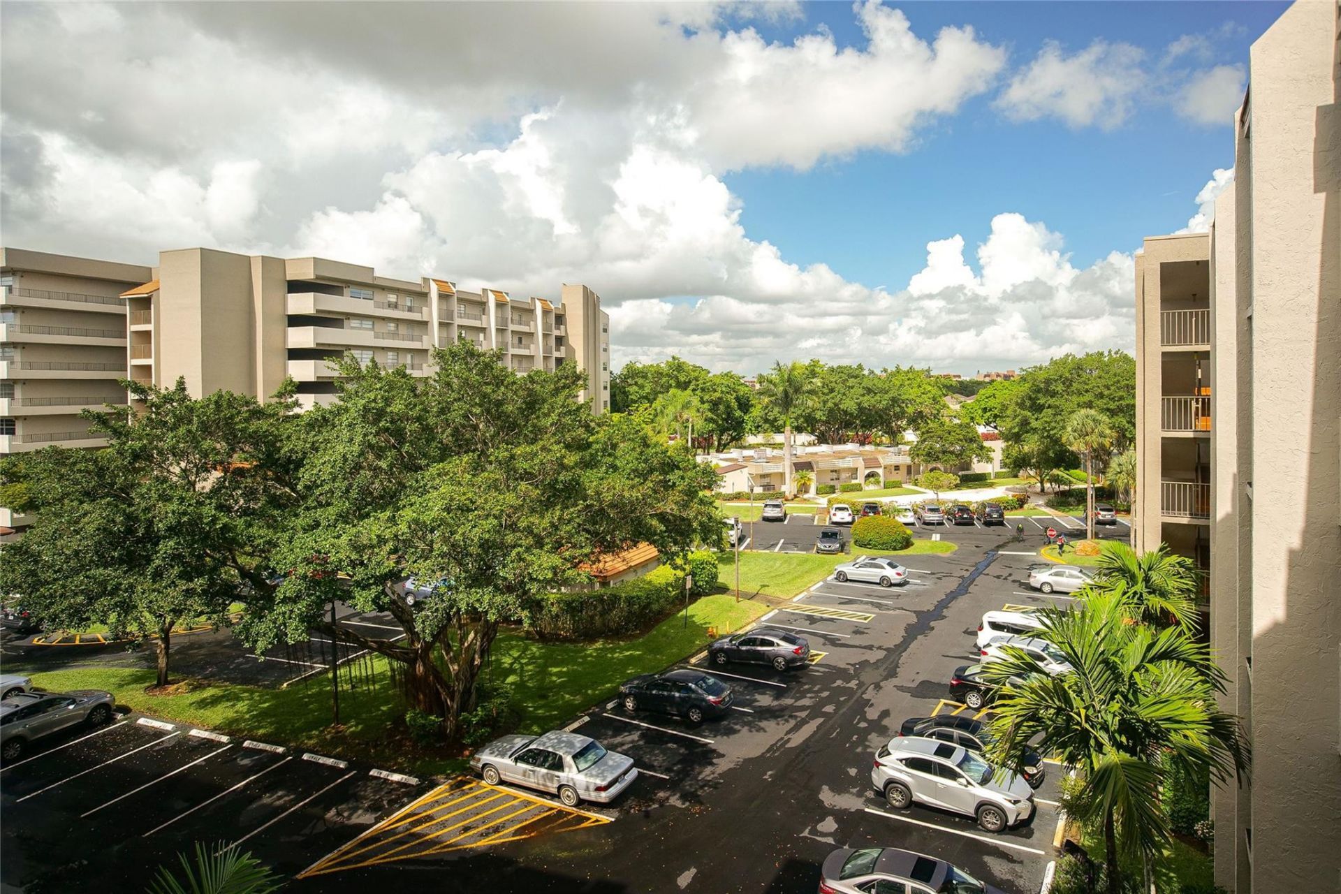 3920 Inverrary Boulevard, Unit 604-c, Lauderhill, FL 33319 Photo