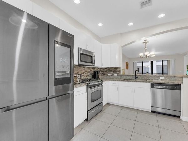 2955 NW 126th Avenue, Unit 212-5, Sunrise, FL 33323
