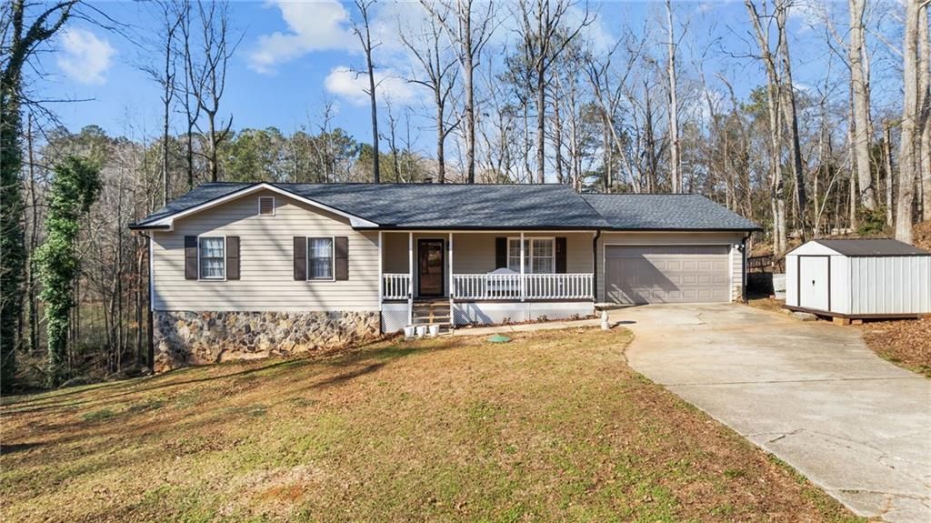 222 Robin Lane, Stockbridge, GA 30281 Main Photo