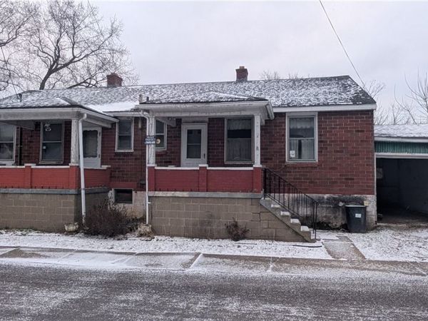 138 A Street, Clarksville, PA 15322