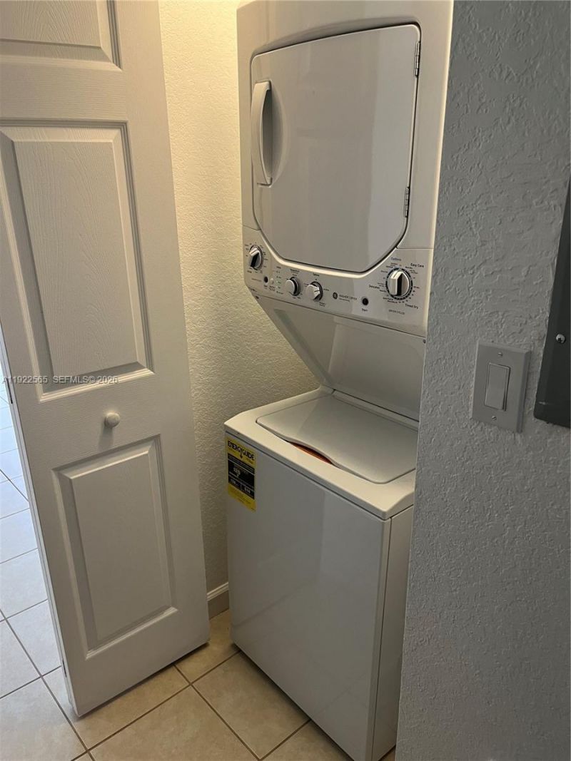 1550 NE 33 Av, Unit 106-8, Homestead, FL 33033 Photo