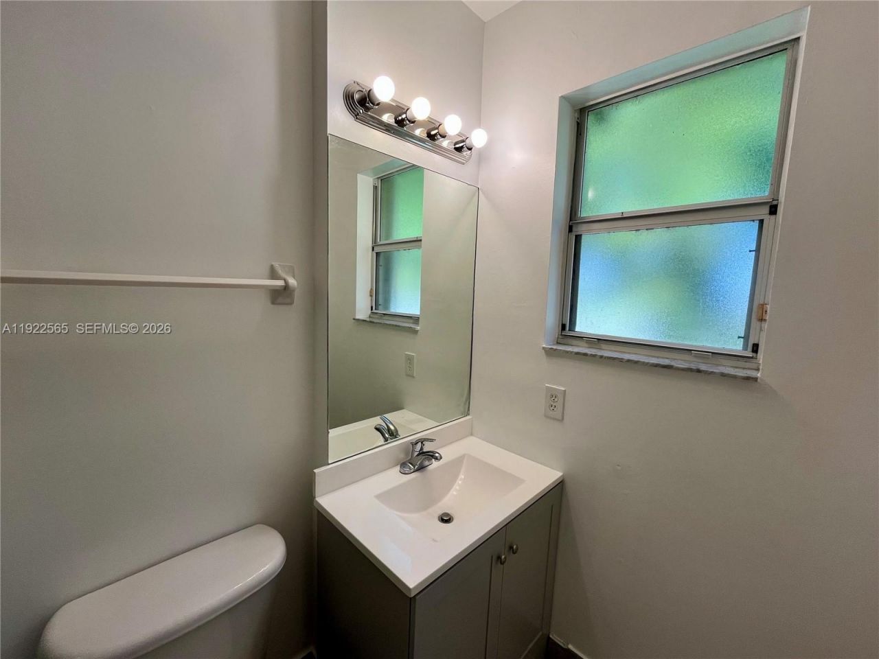 1550 NE 33 Av, Unit 106-8, Homestead, FL 33033 Photo