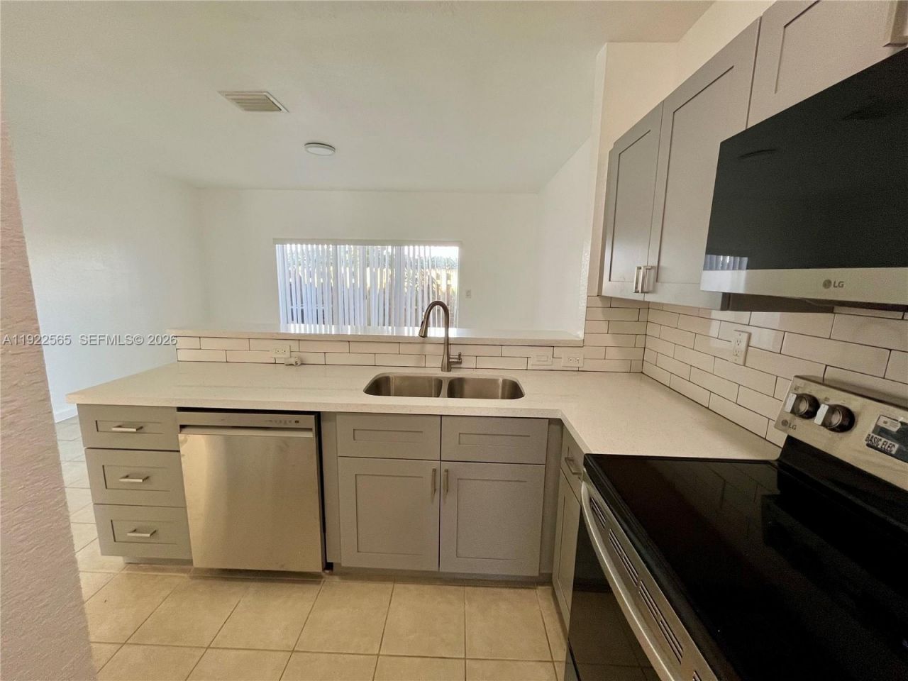 1550 NE 33 Av, Unit 106-8, Homestead, FL 33033 Photo