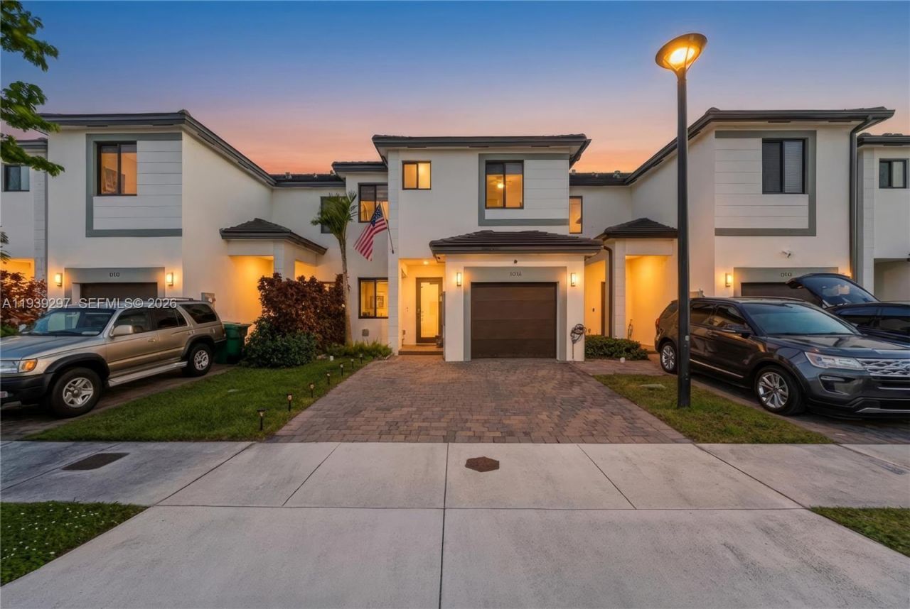 15736 SW 136th Way, Miami, FL 33196 Photo