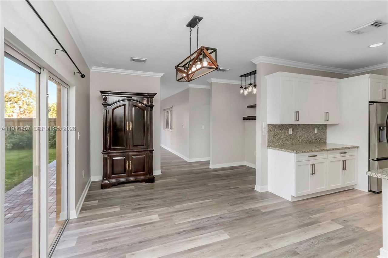 1330 NE 42nd Ave, Homestead, FL 33033 Photo