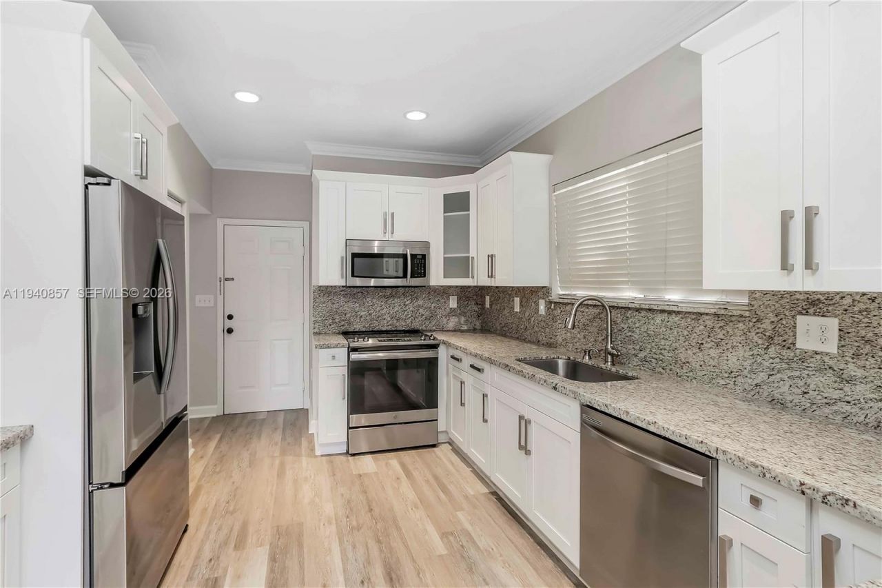 1330 NE 42nd Ave, Homestead, FL 33033 Photo