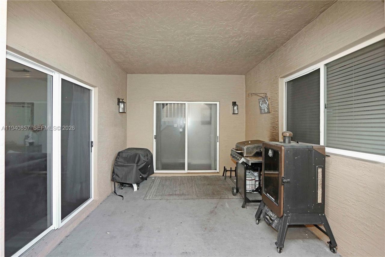 1330 NE 42nd Ave, Homestead, FL 33033 Photo