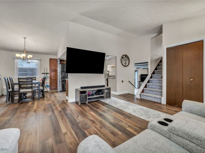 4776 Aspen Oval, Brunswick, OH 44212 Photo 5