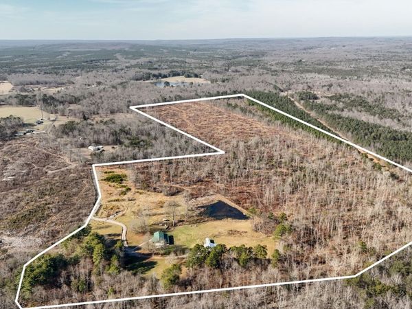 711 Lick Point Road, Sequatchie, TN 37374