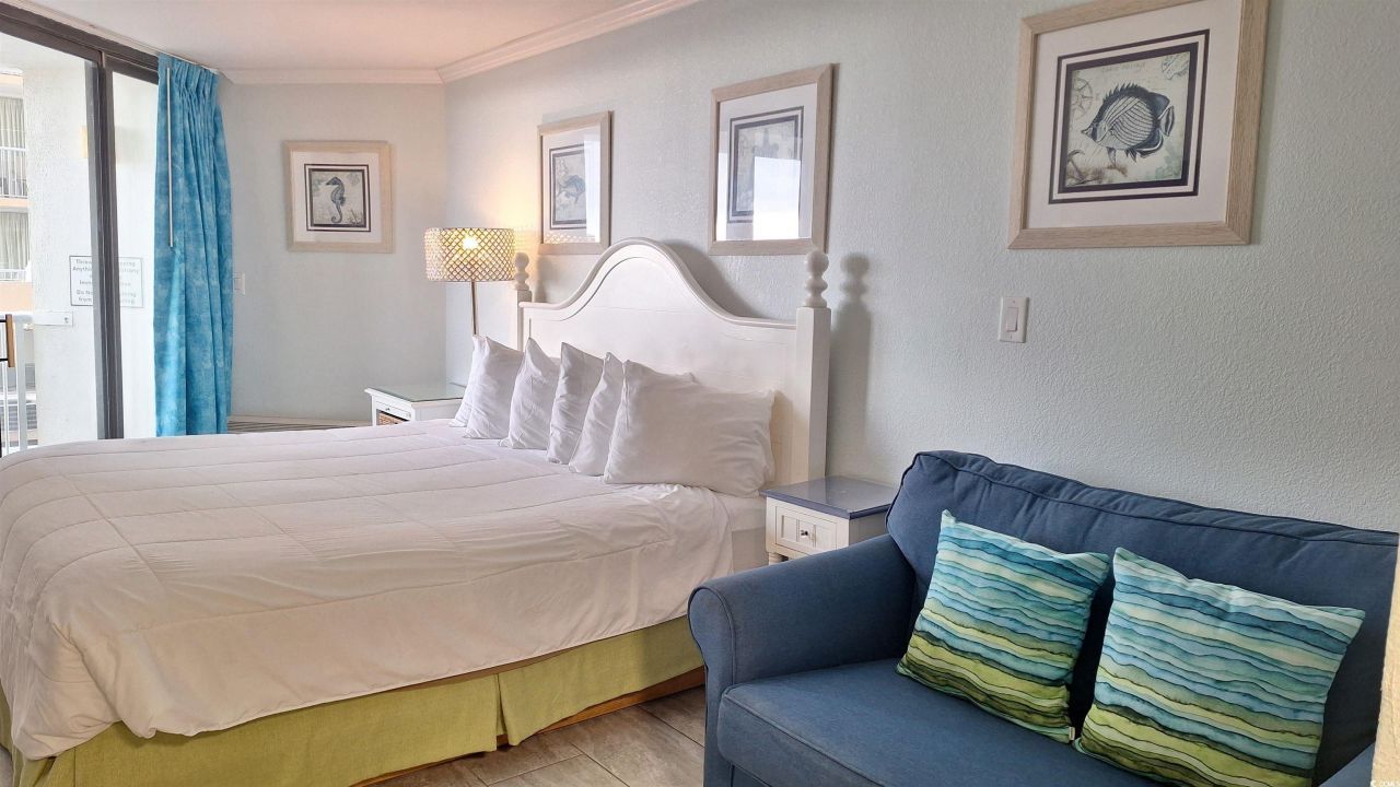 9550 Shore Dr. Photo 15