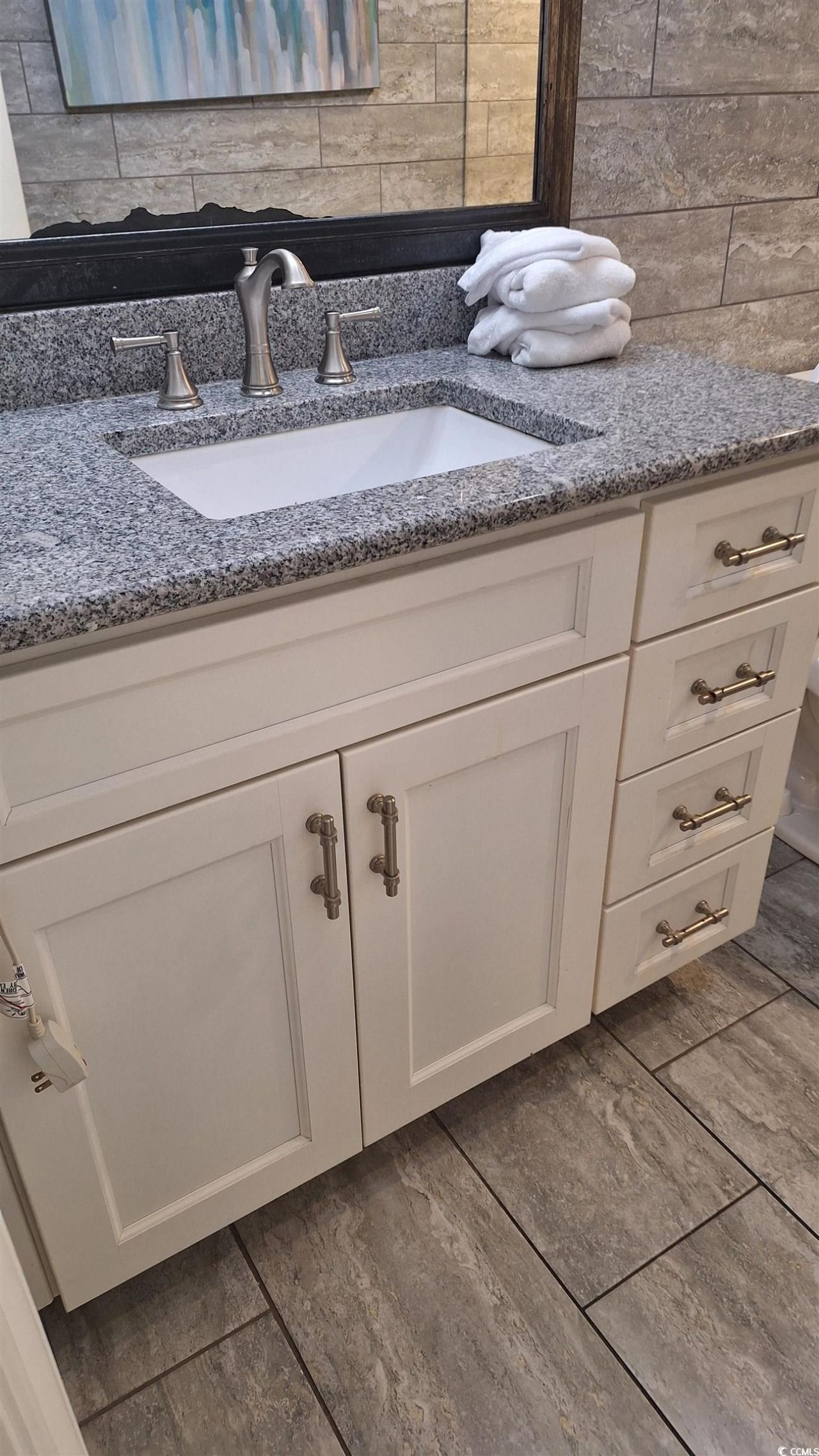 9550 Shore Dr. Photo 6