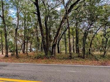 Hillsborough Blvd, Florahome, FL 32140