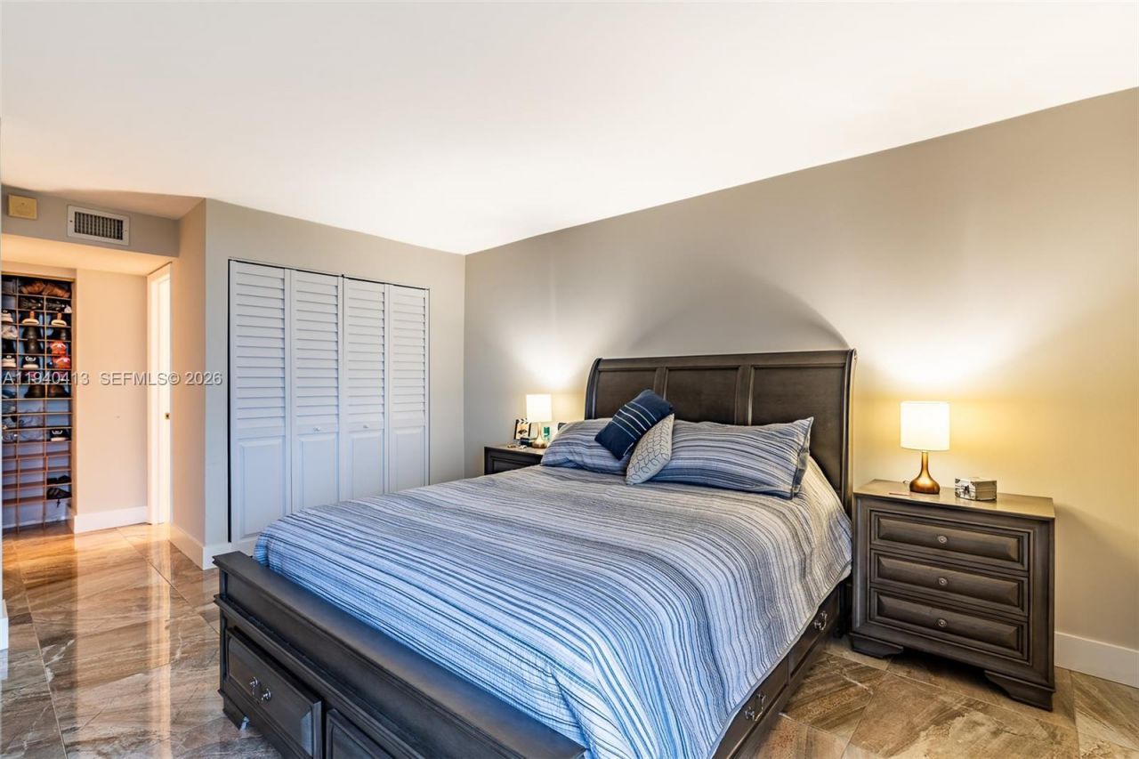 3400 Blue Lake Dr, Unit 505, Pompano Beach, FL 33064 Photo