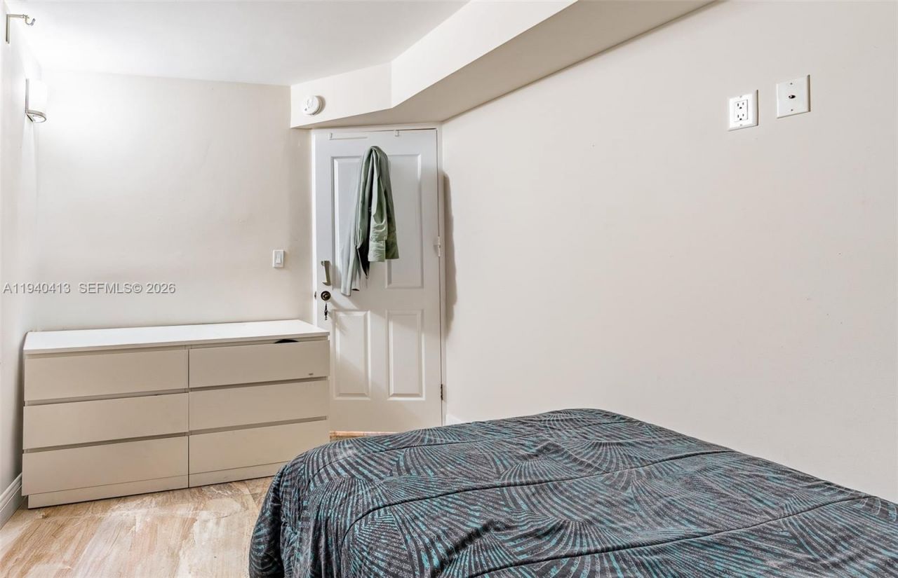 3400 Blue Lake Dr, Unit 505, Pompano Beach, FL 33064 Photo