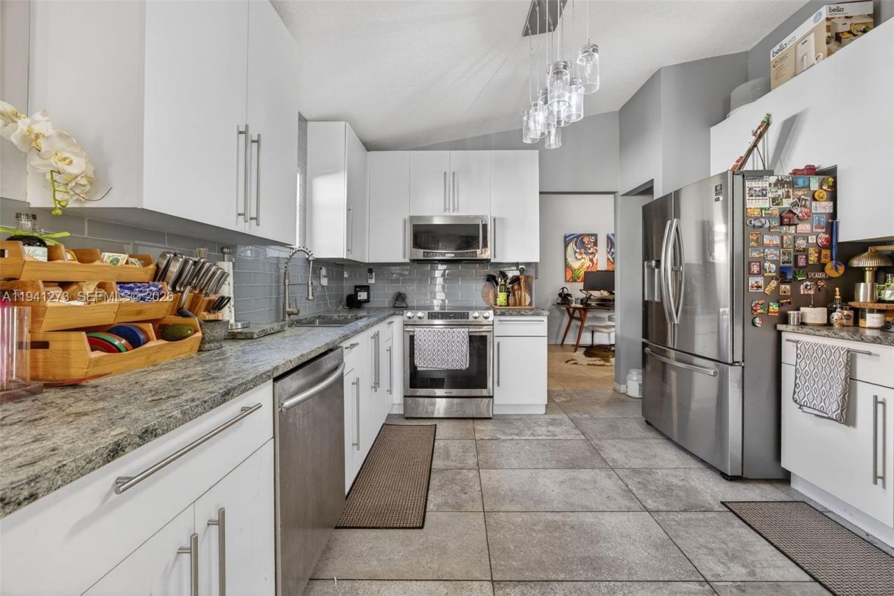 1520 NE 36th Ave, Homestead, FL 33033 Photo