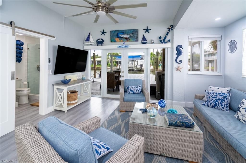 576 Coconut Ave , Goodland, FL 34140 Photo