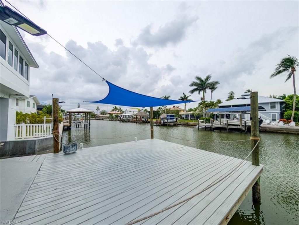 576 Coconut Ave , Goodland, FL 34140 Photo