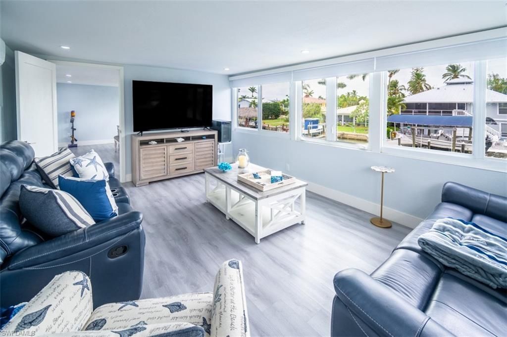 576 Coconut Ave , Goodland, FL 34140 Photo