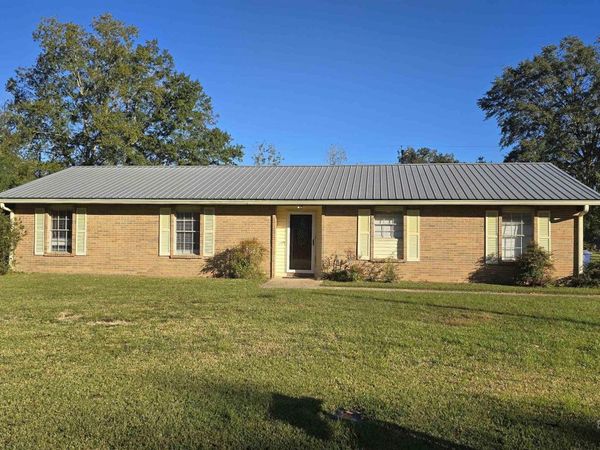 615 Pedigo Avenue, Foley, AL 36535