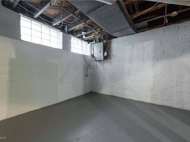 1948 Staunton Road, Cleveland, OH 44118 Photo 35