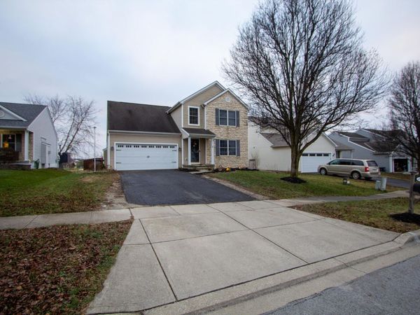 2560 Fox Trail Drive, Lancaster, OH 43130