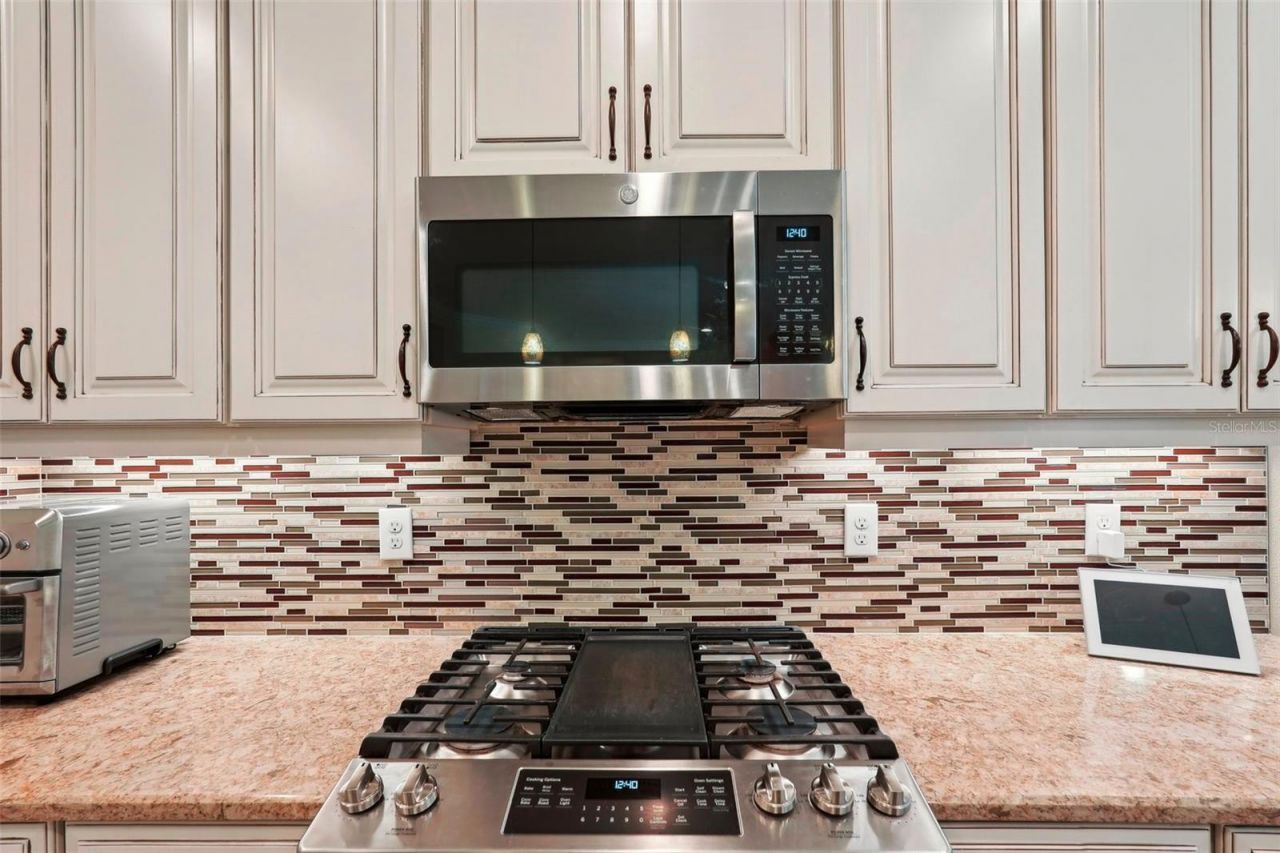 10802 Seasons Way, Palmetto, FL 34221 Photo