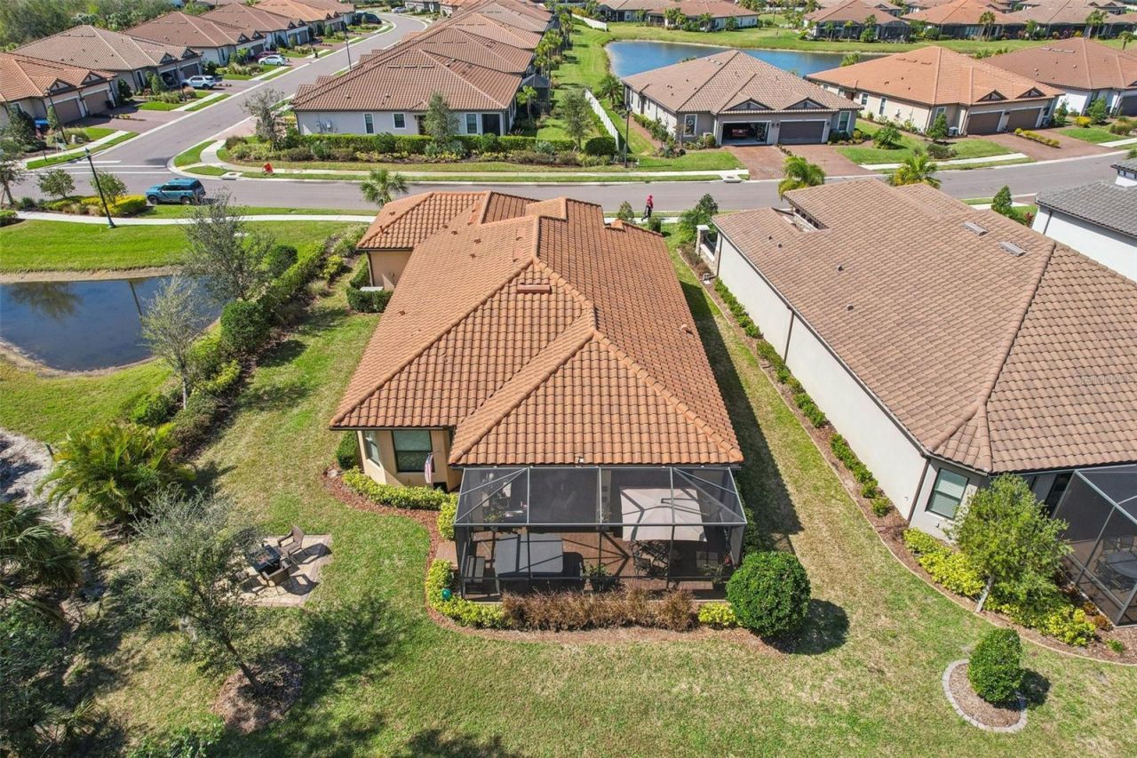 10802 Seasons Way, Palmetto, FL 34221 Photo