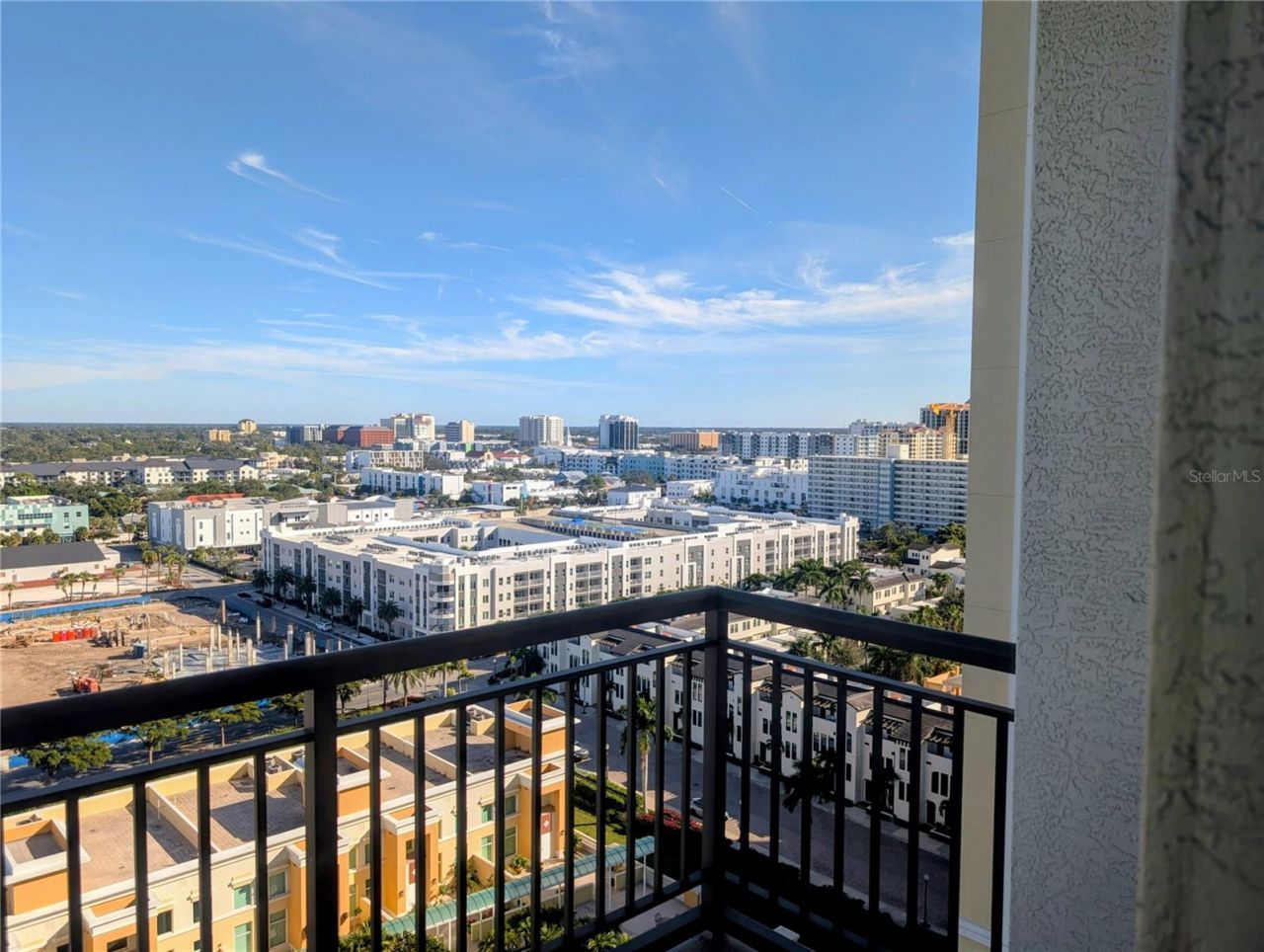 800 N Tamiami Trail, Unit 1502, Sarasota, FL 34236 Photo