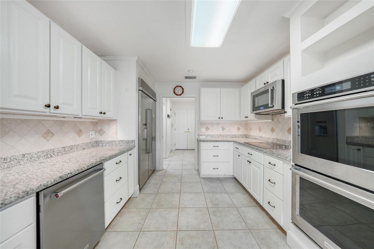 24358 SW Kingsway Circle, Lake Suzy, FL 34269 Photo