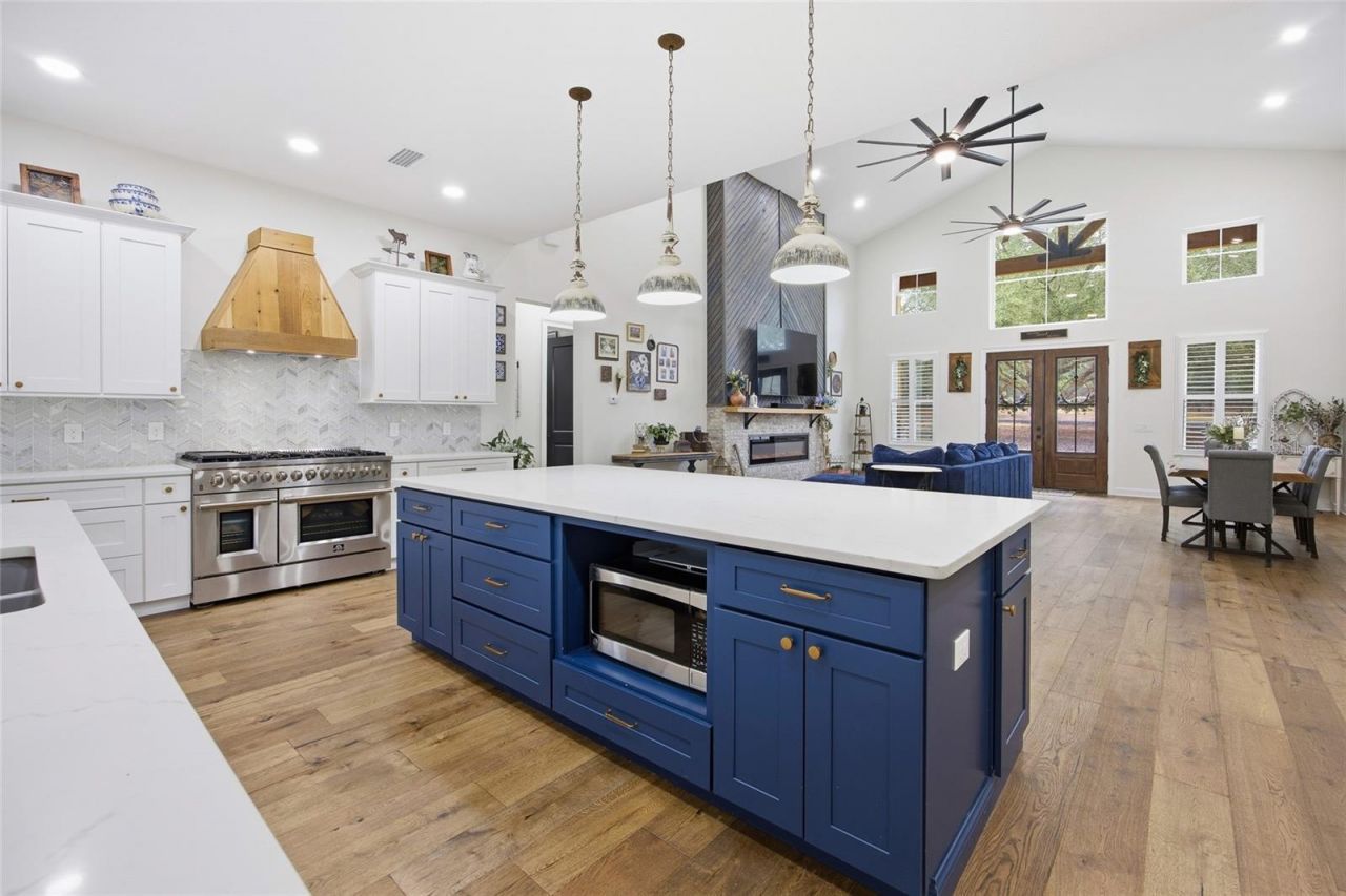 12052 SE 101st Court Road, Belleview, FL 34420 Photo