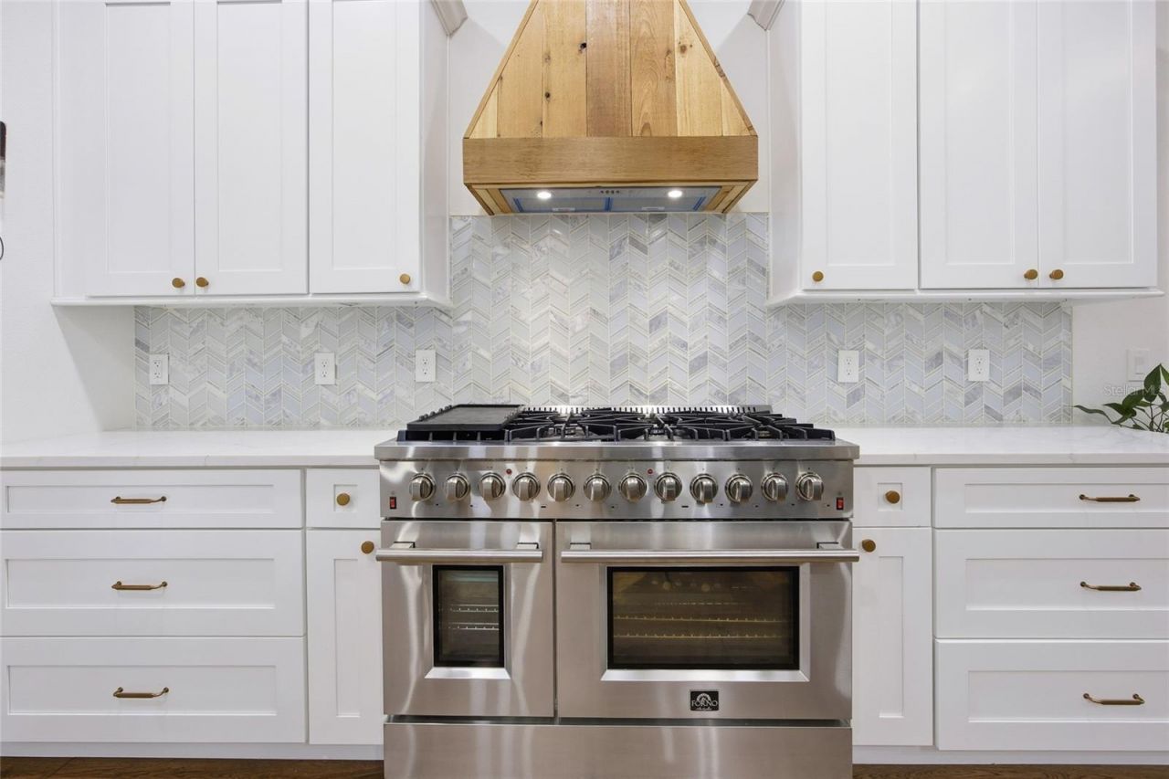 12052 SE 101st Court Road, Belleview, FL 34420 Photo