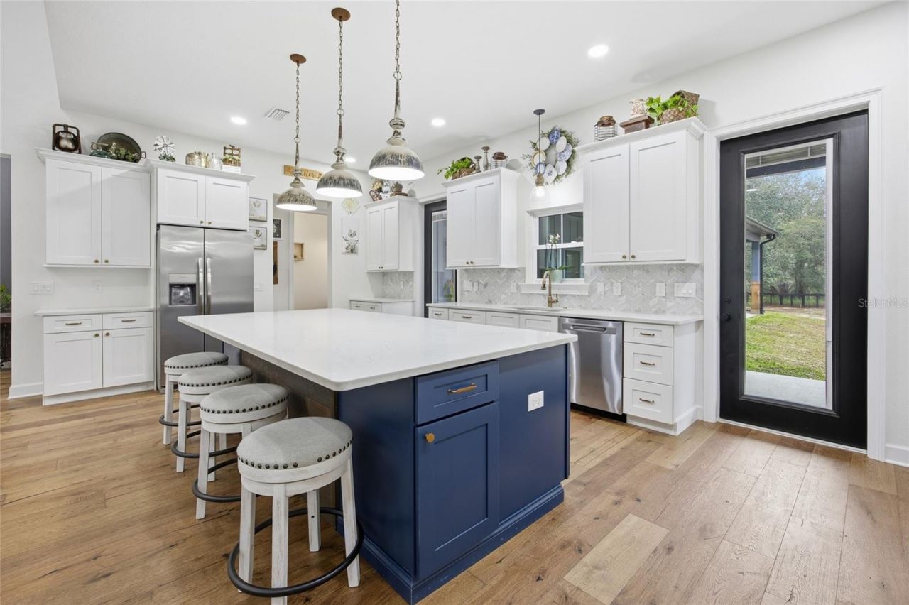 12052 SE 101st Court Road, Belleview, FL 34420 Photo